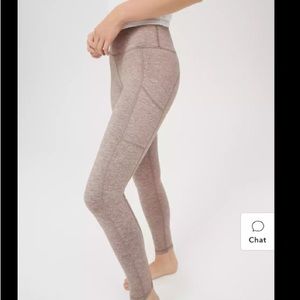 OFFLINE By Aerie The Hugger High Waisted Pocket Legging Size XL in Color Pebble